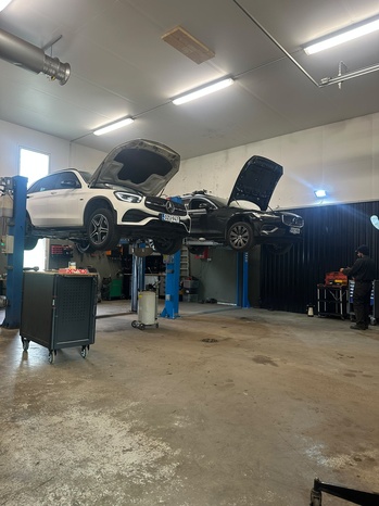Kuva autohuoltoliikkeestä North Fix Autokorjaamo Vantaa